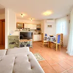 Appartement Camellia Vantacici